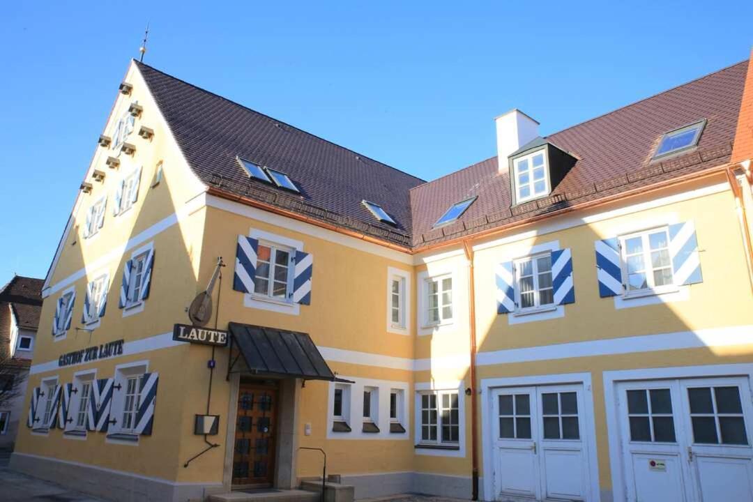 Hotel Und Gasthof Zur Laute Mindelheim Exterior photo